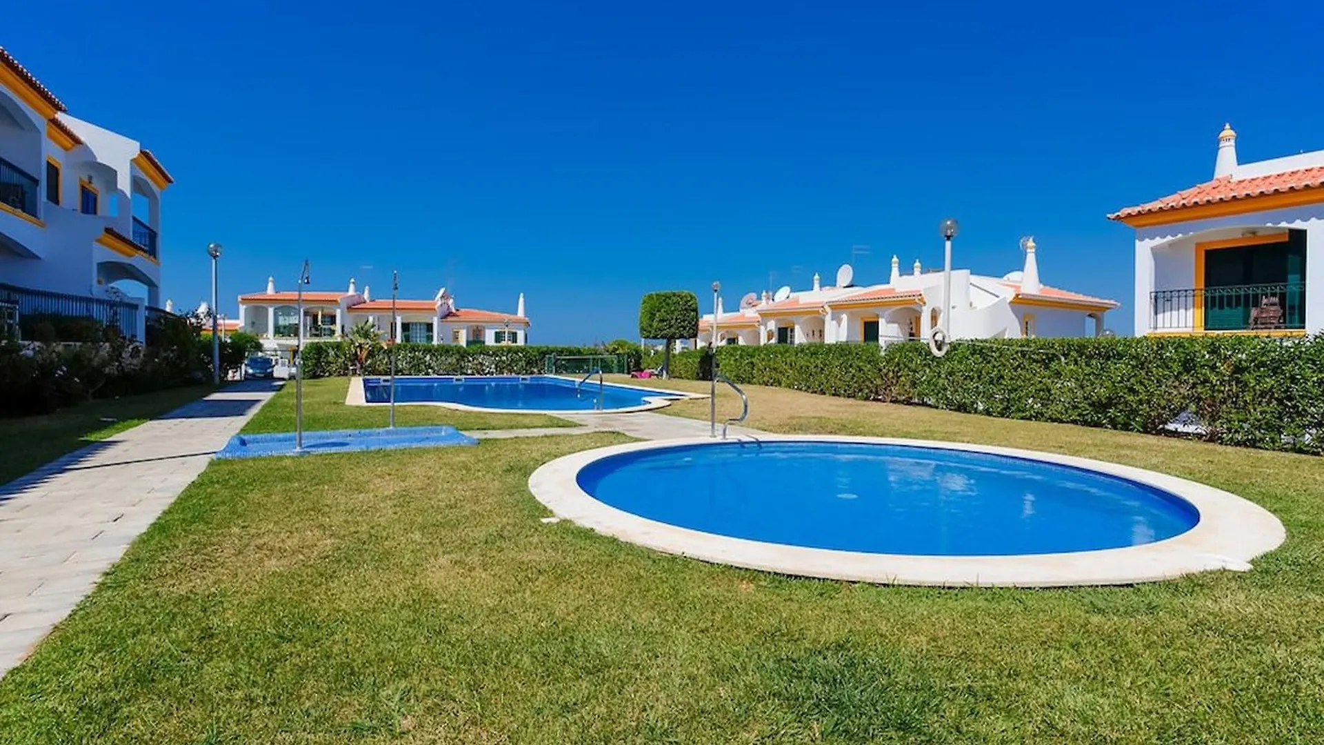 Apartment Oleander - Excellent Townhouse In Carvoe Carvoeiro  0*, Carvoeiro (Lagoa) Portugal