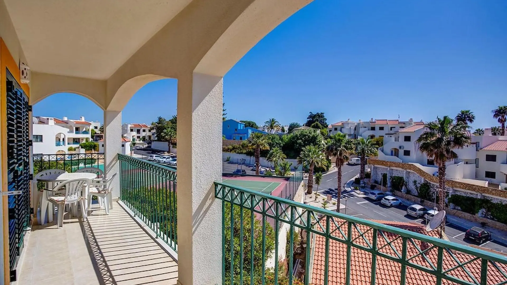 Apartment Oleander - Excellent Townhouse In Carvoe contacts